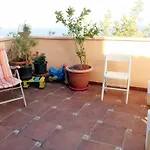 ホームステイ Casa Nea El Rosario