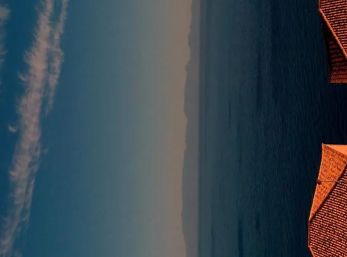 Séjour chez l'habitant Casa Nea *